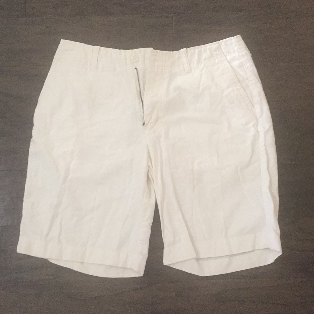 Men’s J. Crew linen shorts size 33 great condition
